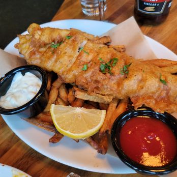 Von's 1000Spirits - Burgers Near Me - Woodinville, Washington