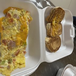 Panaderia Cafe's Valle Tolima - Tortilla de revoltillo claro con tostadas