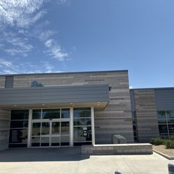 Banner Health Center: Primary Care Medicine - I was a really nice doctors office. Now it's in asylum for the crazies that work there.