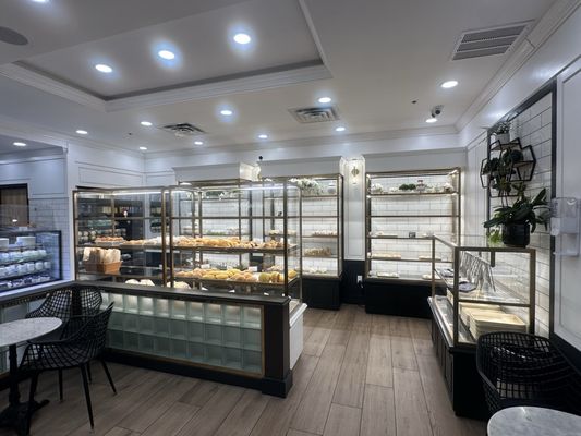 Keefer Court Bakery & Desserts by null