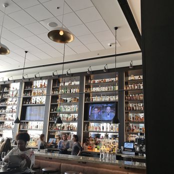 Stella Van Buren - Gorgeous bar - Italian Near Me - Milwaukee, Wisconsin Stella Van Buren - Gorgeous bar - Italian Near Me - Milwaukee, Wisconsin