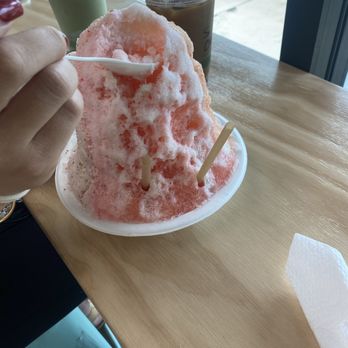 Chillest Shave Ice - POG, strawberry milk, cotton candy - Shaved Ice Near Me - Honolulu, Hawaii