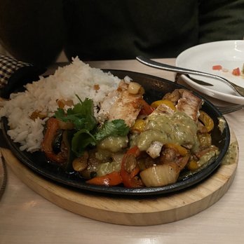 Mission Beach House - Chicken fajitas - Breakfast & Brunch Near Me - Revere, Massachusetts