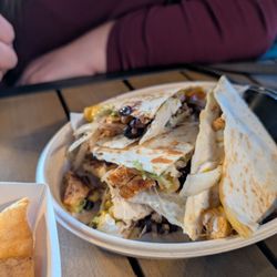 Funcho's - Funchadilla with steak