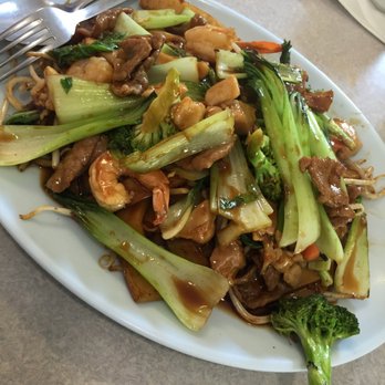 China Chen - #60 combination chow fun - Chinese Near Me - San Jose, California China Chen - #60 combination chow fun - Chinese Near Me - San Jose, California