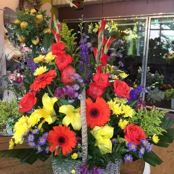 Burke Florist - We asked for bright and big as an expression of our love and support for a friend and Denise and Burke Florist really delivered! - Florists Near Me - Fairfax, Virginia Burke Florist - We asked for bright and big as an expression of our love and support for a friend and Denise and Burke Florist really delivered! - Florists Near Me - Fairfax, Virginia