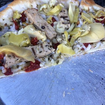 Bend Pizza Kitchen - Vegan Pesto Cini Pollo Pizza Gluten Free Vegan - Pizza Near Me - Bend, Oregon