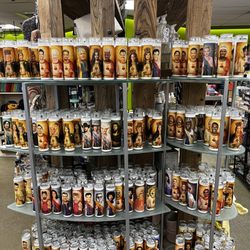 Metro Cooks - Hilarious celebrity prayer candles. I got the Kim K crying one