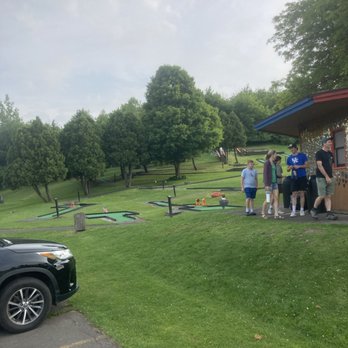 Champions Mini Golf - Happy customers - Mini Golf Near Me - Macedon, New York