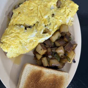 R & R Breakfast Spot - Omelette with breakfast potatoes and sourdough bread - Breakfast & Brunch Near Me - Moreno Valley, California R & R Breakfast Spot - Omelette with breakfast potatoes and sourdough bread - Breakfast & Brunch Near Me - Moreno Valley, California