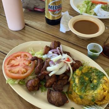 Hipi Cache - Mofongo with "carne frita" Pork Chunks!!! The shrimp mofongo was also delicious!  Top 5 on my list! - Caribbean Near Me - San Juan, Puerto Rico