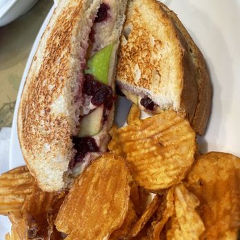 Linda Bean's Maine Kitchen - Brie grilled cheese - Seafood Near Me - Freeport, Maine Linda Bean's Maine Kitchen - Brie grilled cheese - Seafood Near Me - Freeport, Maine