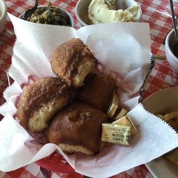 Stroud's - Cinnamon Rolls! - American Near Me - Overland Park, Kansas