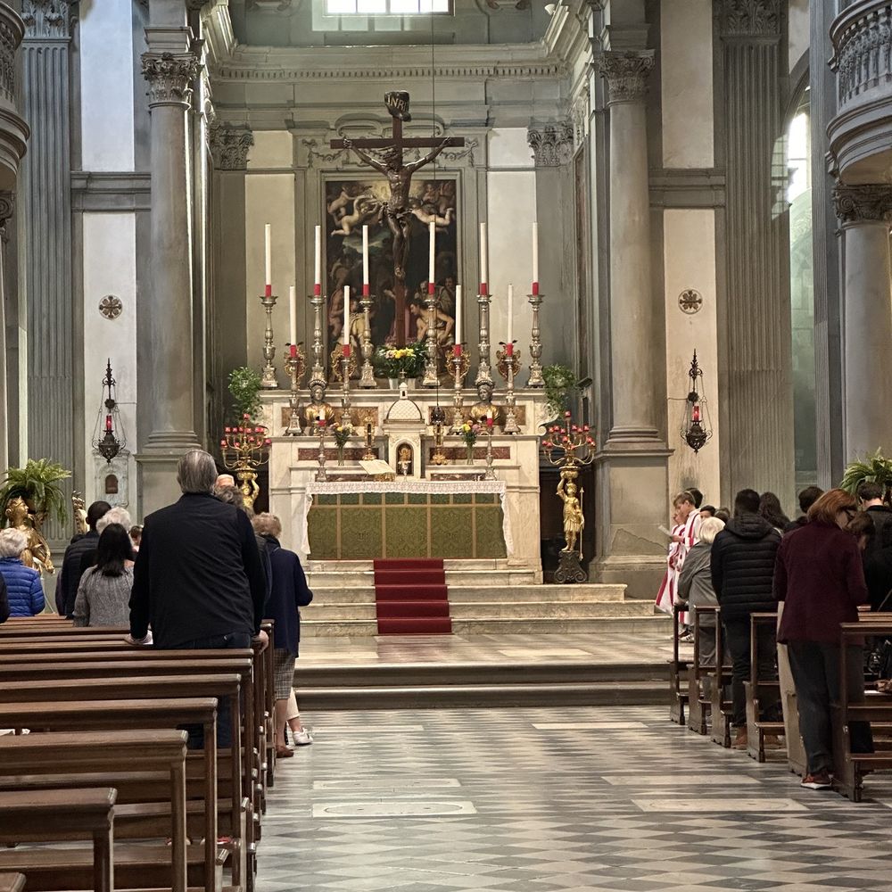 Santa Felicita - Alter during Mass - Churches Near Me - Florence, FI