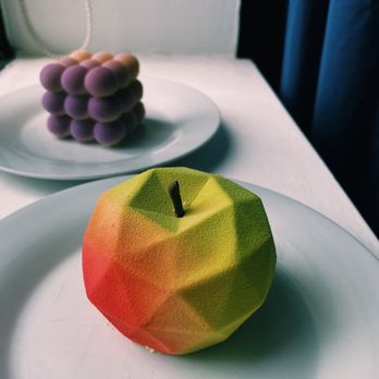 Jonquils Cafe & Bakery - Apple Caramel - Cafes Near Me - Boston, Massachusetts