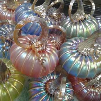 Jack Pine Studio - small pumpkins in so many beautiful colors. - Glass Blowing Near Me - Laurelville, Ohio Jack Pine Studio - small pumpkins in so many beautiful colors. - Glass Blowing Near Me - Laurelville, Ohio