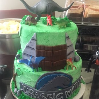 Front Porch Bakery - a dinosaur themed cake - Cupcakes Near Me - Sabattus, Maine