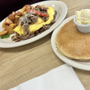 Arnie’s Cafe - Breakfast & Brunch Near Me - Reno, Nevada