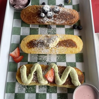 Verna - Cake trio - Cafes Near Me - Nashville, Tennessee Verna - Cake trio - Cafes Near Me - Nashville, Tennessee
