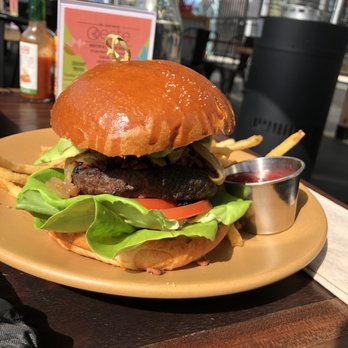 Oeste Bar & Cafe - Burger - Burgers Near Me - Oakland, California Oeste Bar & Cafe - Burger - Burgers Near Me - Oakland, California