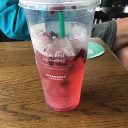 Trenta very berry. Trenta very berry.
