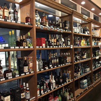 Aficionado's Brickell - Tobacco Shops Near Me - Miami, Florida Aficionado's Brickell - Tobacco Shops Near Me - Miami, Florida