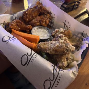 Output Wrigleyville - Chicken Wings - Chicken Wings Near Me - Chicago, Illinois Output Wrigleyville - Chicken Wings - Chicken Wings Near Me - Chicago, Illinois