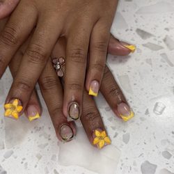 Marylin Nails & Spa - New set acrylic