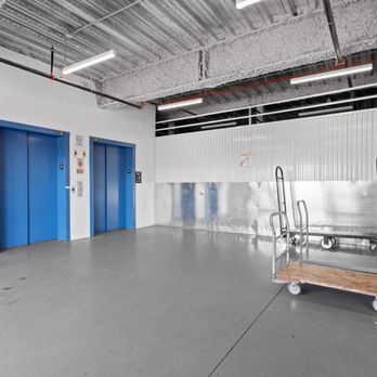 Storage Club - Self Storage Near Me - St Petersburg, Florida Storage Club - Self Storage Near Me - St Petersburg, Florida