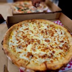 Certified Pies - Crispy Chicken & Cheese