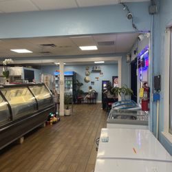 Twin Seafood & Grocery Market