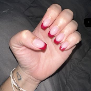 Paradise Nails & Spa - Dip powder with color gel French design - Nail Salons Near Me - Oakland Park, Florida Paradise Nails & Spa - Dip powder with color gel French design - Nail Salons Near Me - Oakland Park, Florida