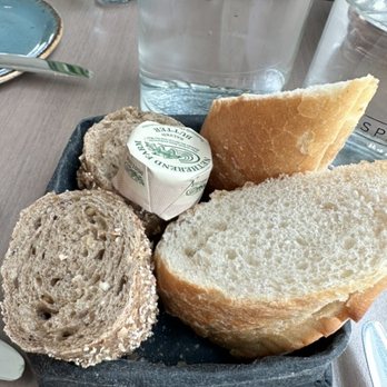 Darwin Brasserie - £6 for bread basket - Brasseries Near Me - London, XGL