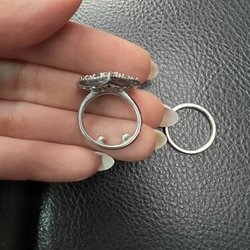 Taylor's Fine Jewelry - My engagement ring which is broken now. Horrible craftsmanship on the sizing balls.