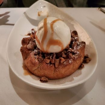 TRIS - Pecan pie w/ vanilla ice cream. The crust was perfect! So good! - New American Near Me - The Woodlands, Texas TRIS - Pecan pie w/ vanilla ice cream. The crust was perfect! So good! - New American Near Me - The Woodlands, Texas