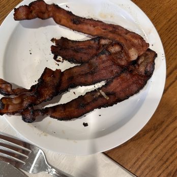 Eggs 'n Things - Waikiki Beach Eggspress - Side of bacon - Breakfast & Brunch Near Me - Honolulu, Hawaii Eggs 'n Things - Waikiki Beach Eggspress - Side of bacon - Breakfast & Brunch Near Me - Honolulu, Hawaii