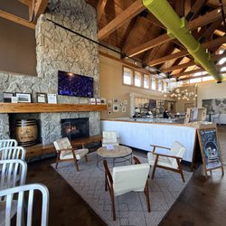Taqueria Tsunami - Restaurant Interior
