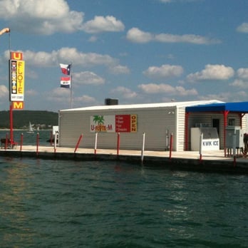 U Flote M - ows a floating restaurant on the water - Convenience Stores Near Me - Austin, Texas