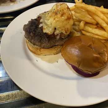 Sasquatch Jacks - Bars Near Me - Waverly, Iowa