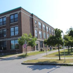 Neighborhood Health Center - Northwest - Exterior