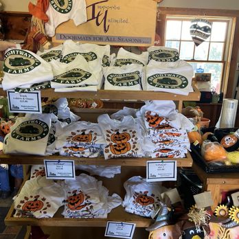 Brightwaters Farms - Onesies and shirts - Pumpkin Patches Near Me - Bay Shore, New York Brightwaters Farms - Onesies and shirts - Pumpkin Patches Near Me - Bay Shore, New York