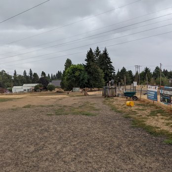Ike Memorial Off-leash Dog Park - Dog Parks Near Me - Vancouver, Washington Ike Memorial Off-leash Dog Park - Dog Parks Near Me - Vancouver, Washington