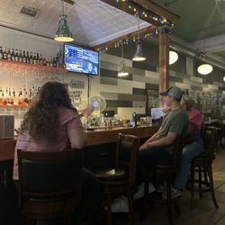 The Old Galveston Club - Drinks and chatting!