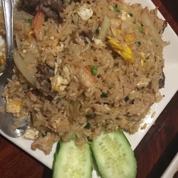 Cha Thai Restaurant - Shrimp fried rice with beef - Thai Near Me - Orange, California Cha Thai Restaurant - Shrimp fried rice with beef - Thai Near Me - Orange, California