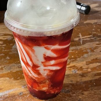 Smash & Shake - Strawberry Shortcake Sundae - Burgers Near Me - East Hartford, Connecticut
