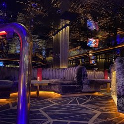 Fireside Lounge
