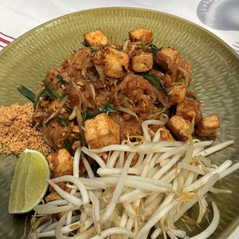 Chinta Thai - Pad Thai - Thai Near Me - Brooklyn, New York
