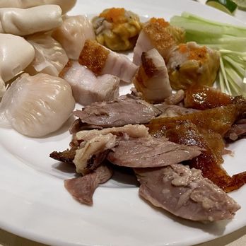 Genting Palace - Peking Duck, Har Gow, Siu Mai, Pork Belly (Siu Yuk) - Cantonese Near Me - Las Vegas, Nevada Genting Palace - Peking Duck, Har Gow, Siu Mai, Pork Belly (Siu Yuk) - Cantonese Near Me - Las Vegas, Nevada