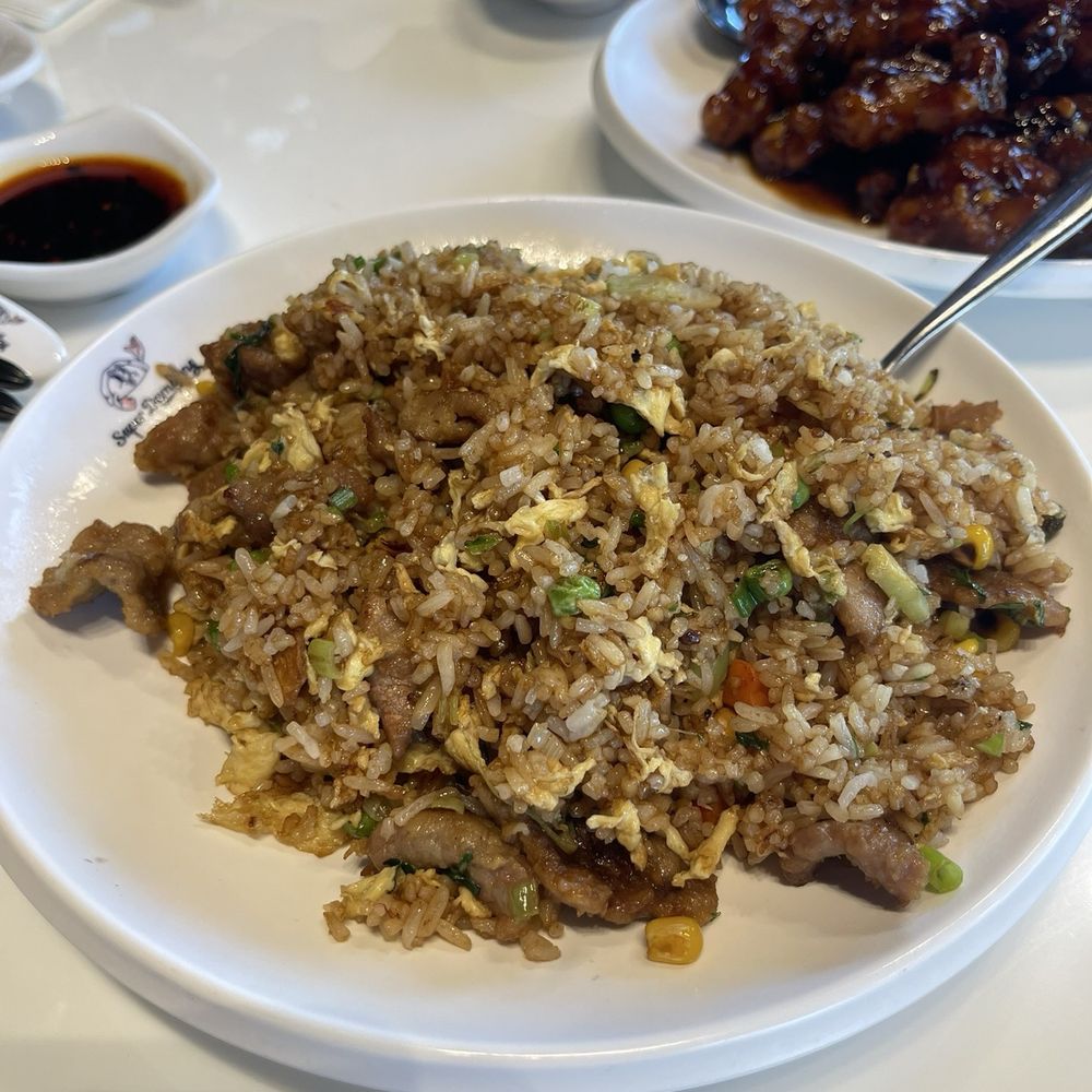 Super Dumpling - Beef Fried Rice 牛肉蛋炒饭 - Noodles Near Me - Orange, California Super Dumpling - Beef Fried Rice 牛肉蛋炒饭 - Noodles Near Me - Orange, California