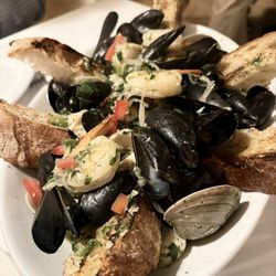 Harvest on Fort Pond - Seafood Bruschetta